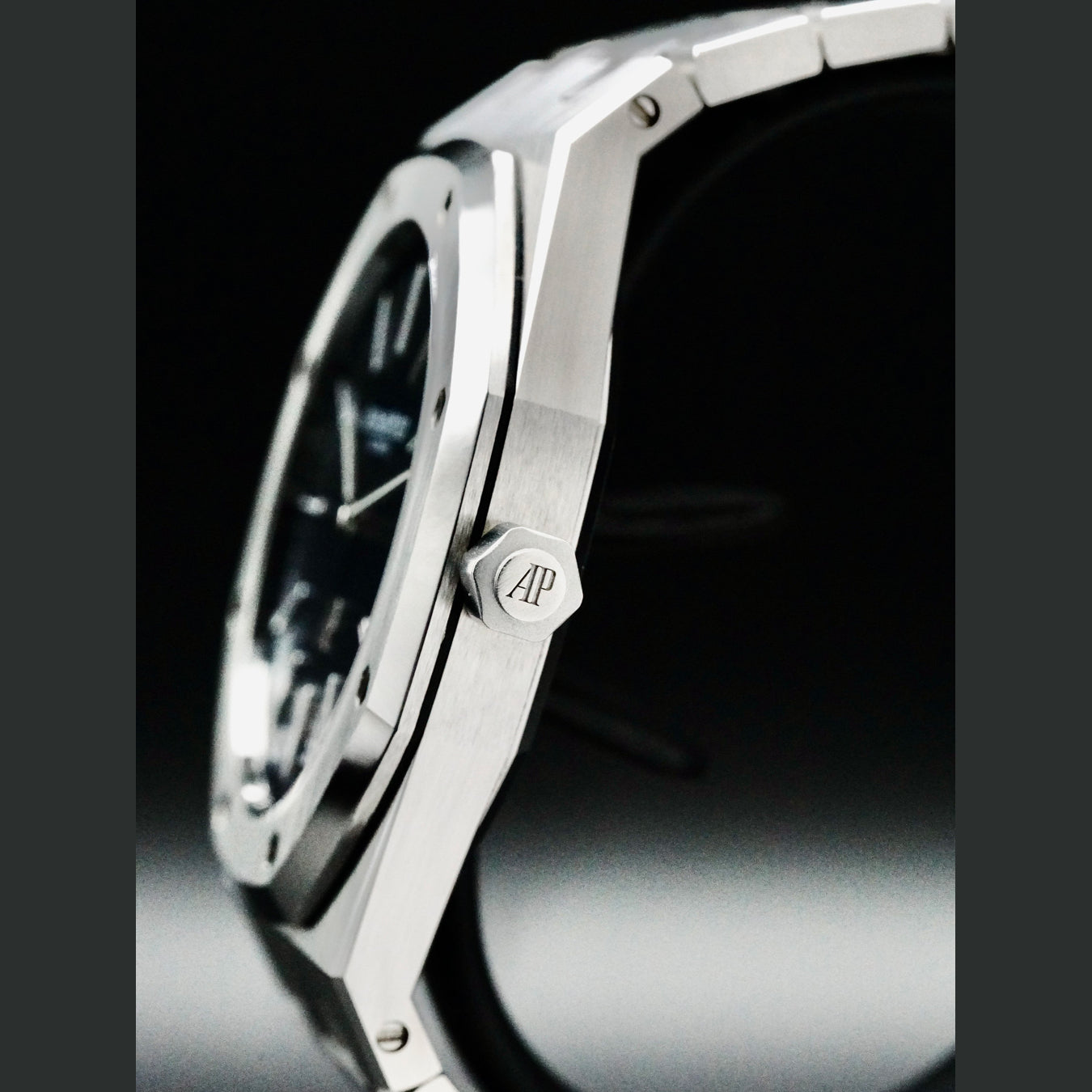Audemars Piguet 16202ST.OO.1240ST.01 Royal Oak Jumbo Automatic