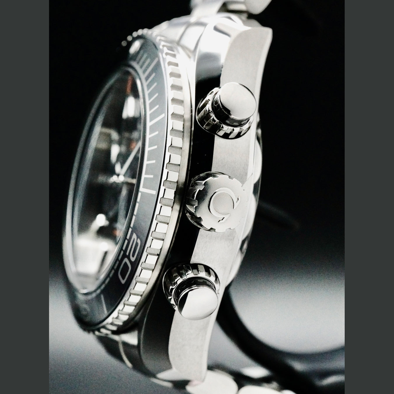 Omega 215.30.46.51.01.001 Planet Ocean 600M Co-Axial Master Chronometer Chronograph 45.5mm