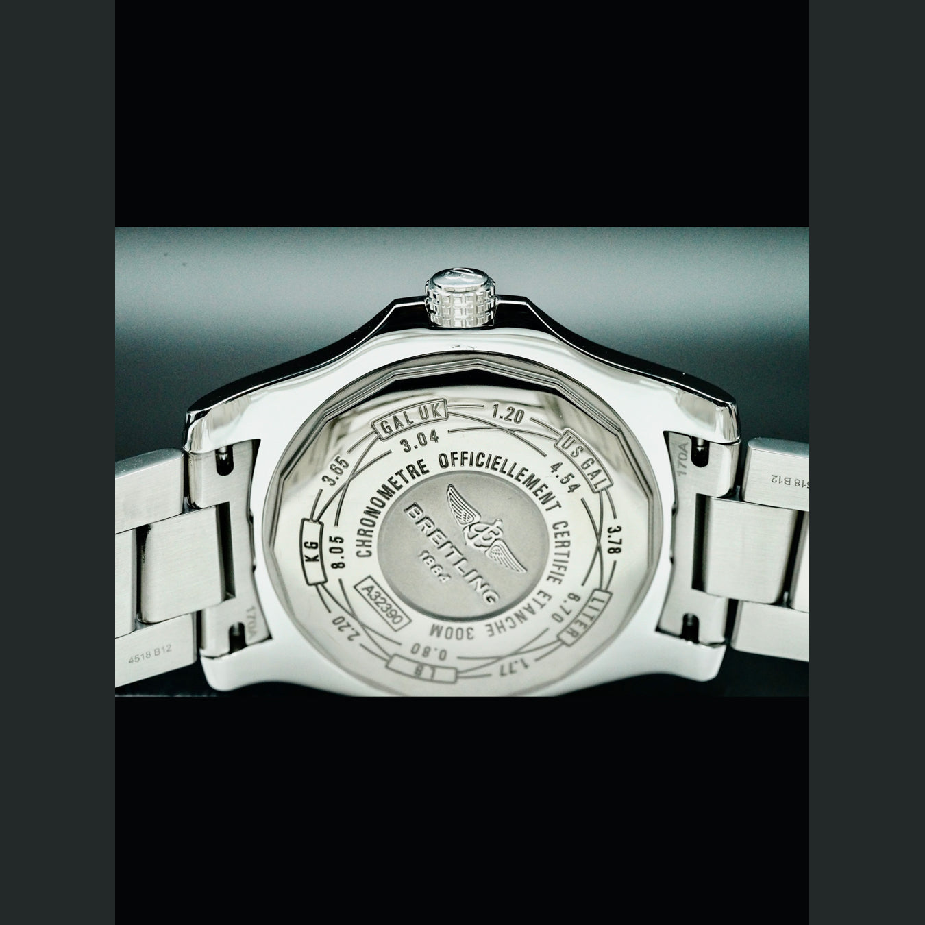 Breitling A32390 Avenger II GMT