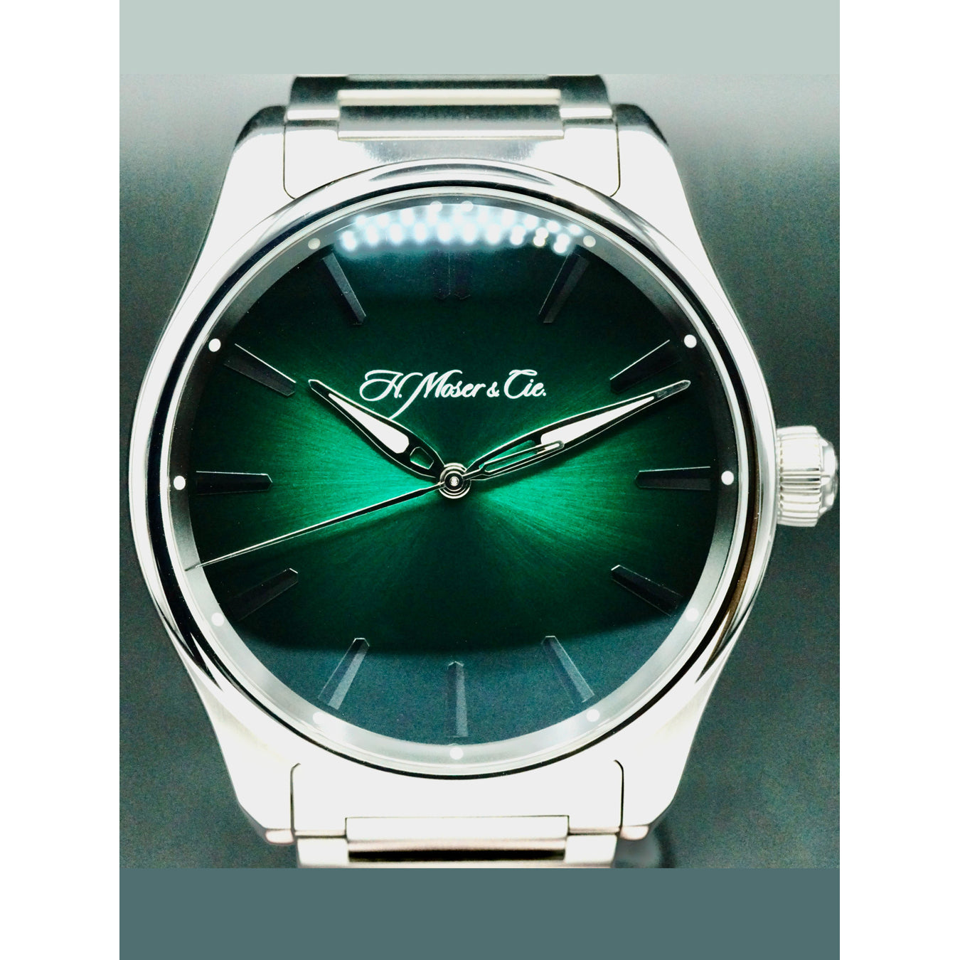 H. Moser & Cie Pioneer Centre Seconds Green 3200-1202