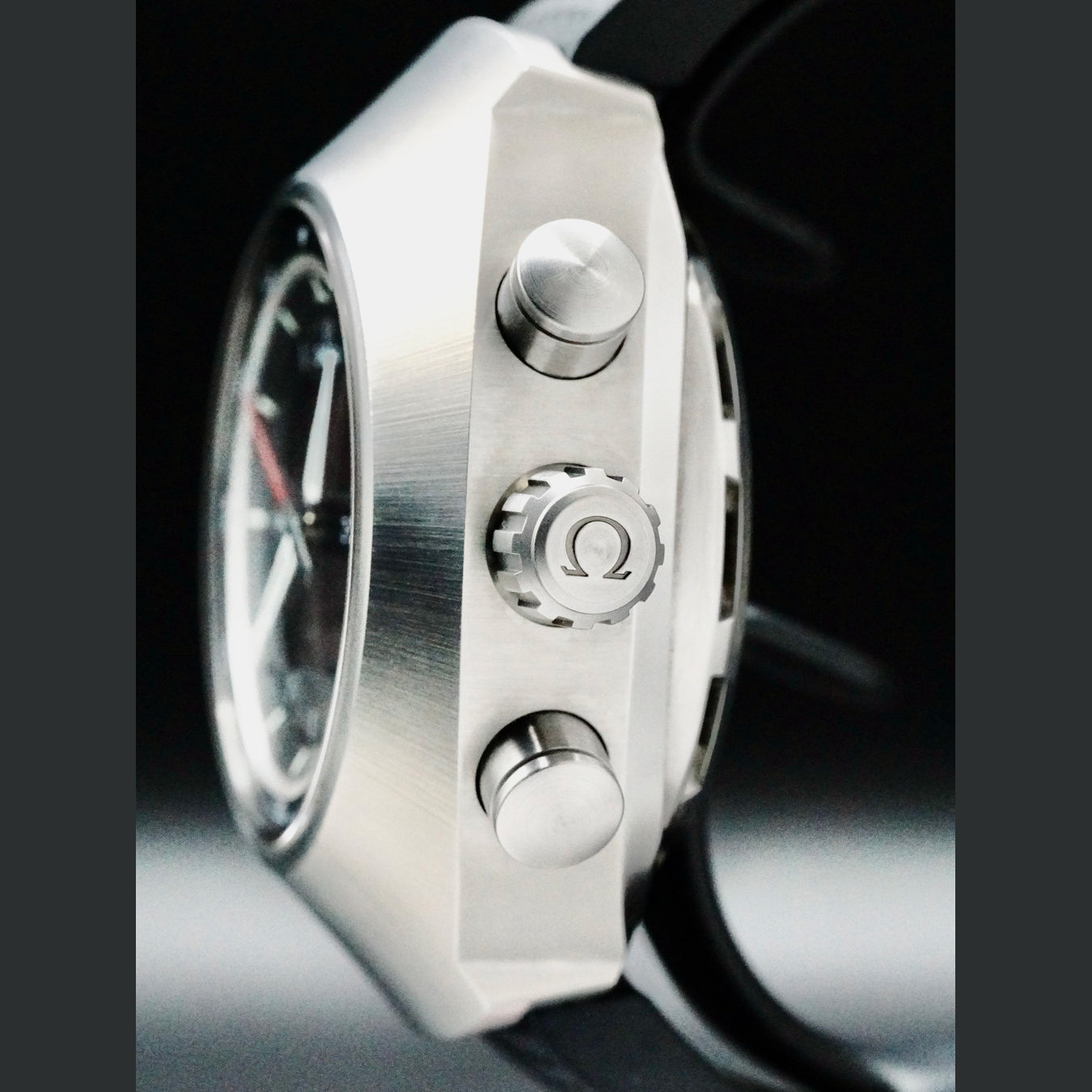 Omega 325.92.43.79.01.001 Speedmaster Spacemaster Z-33