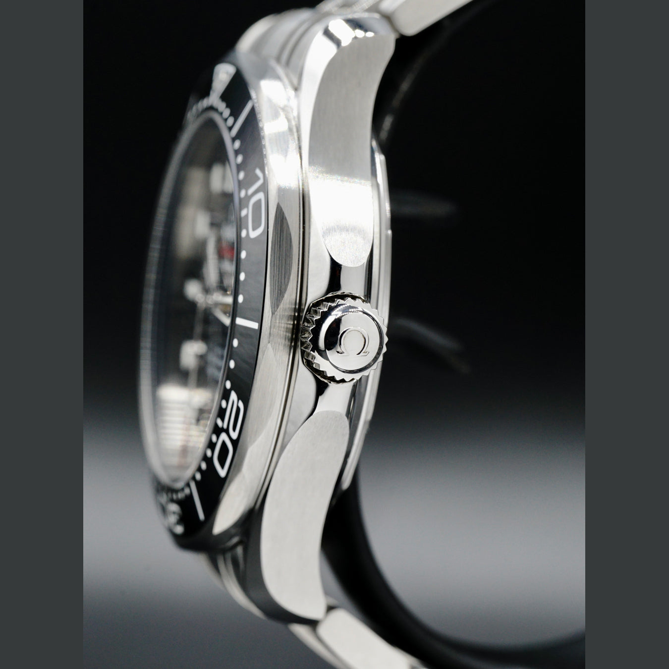 Omega 210.30.42.20.01.001  Seamaster 300 Master Chronometer