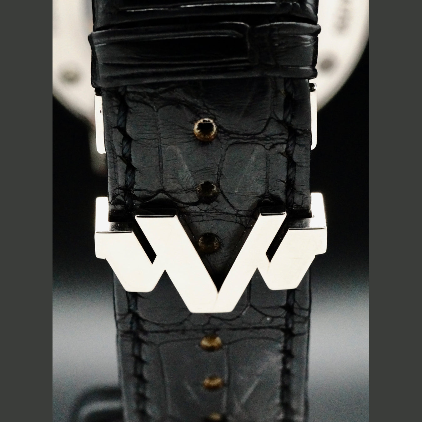 DeWitt AC.2002.48.M687 Academia Double Fuseau 18k White Gold