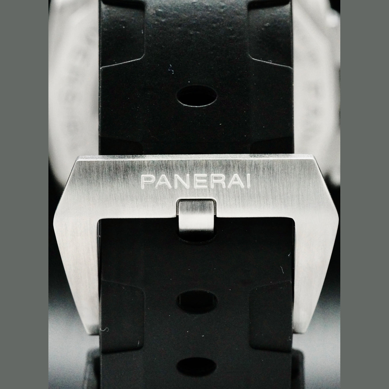 Panerai PAM01323 Navy Seals