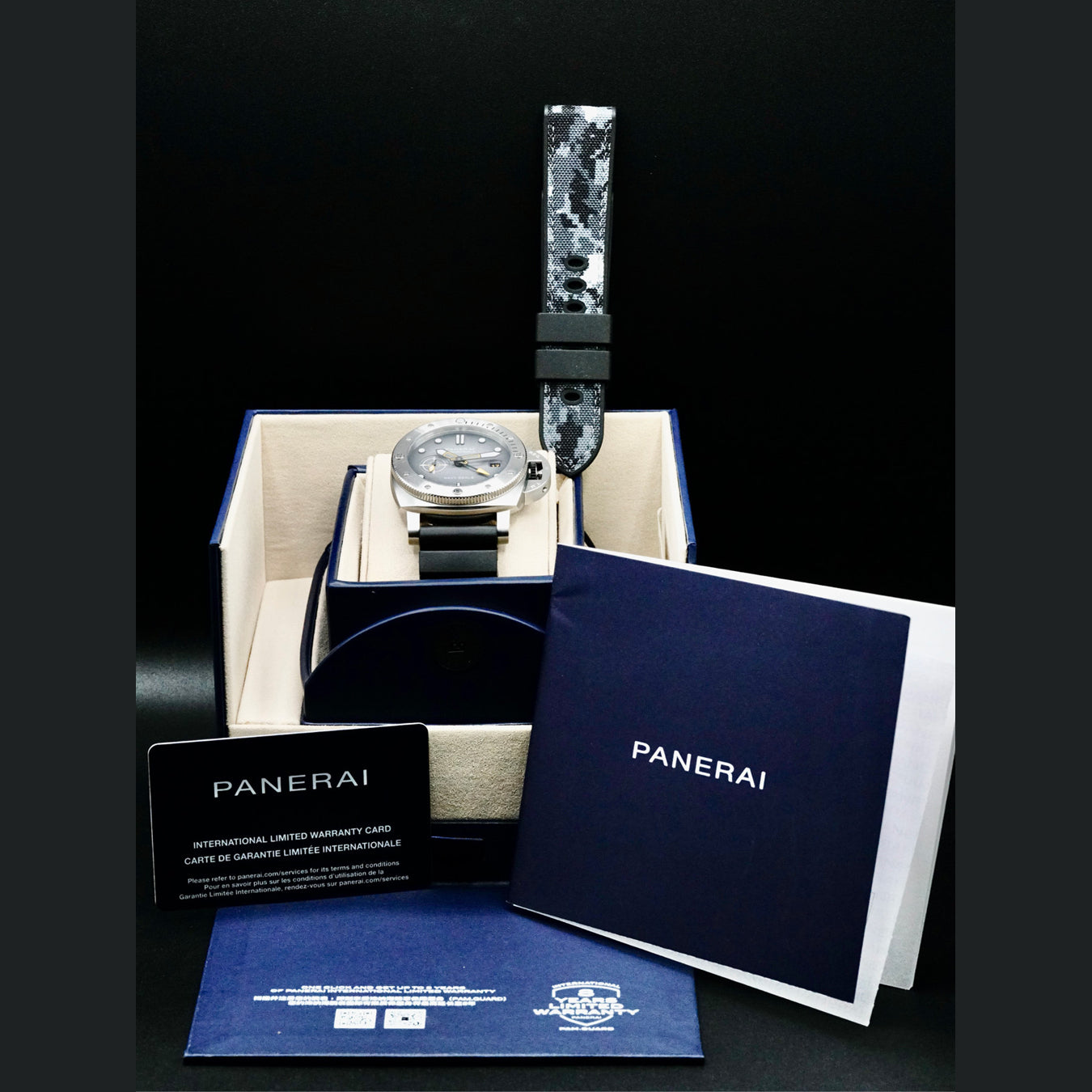 Panerai PAM01323 Navy Seals