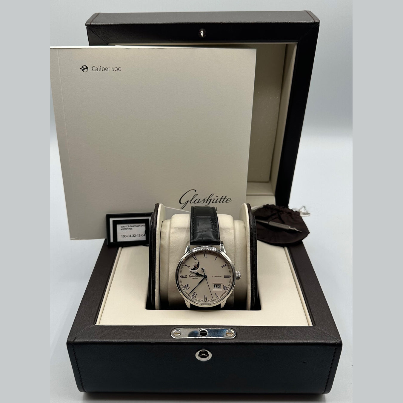 Glashütte Original Senator Panorama Date Moon Phase Stainless Steel 100-04-32-12-04