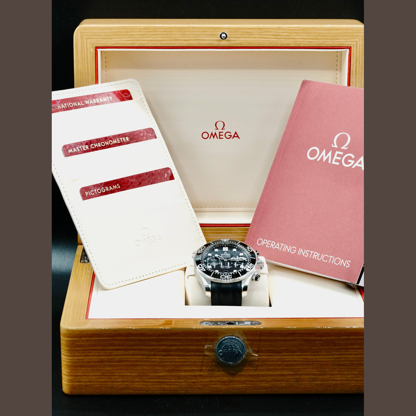 Omega Seamaster Diver 300 Chronograph Black Dial 210.30.44.51.01.001