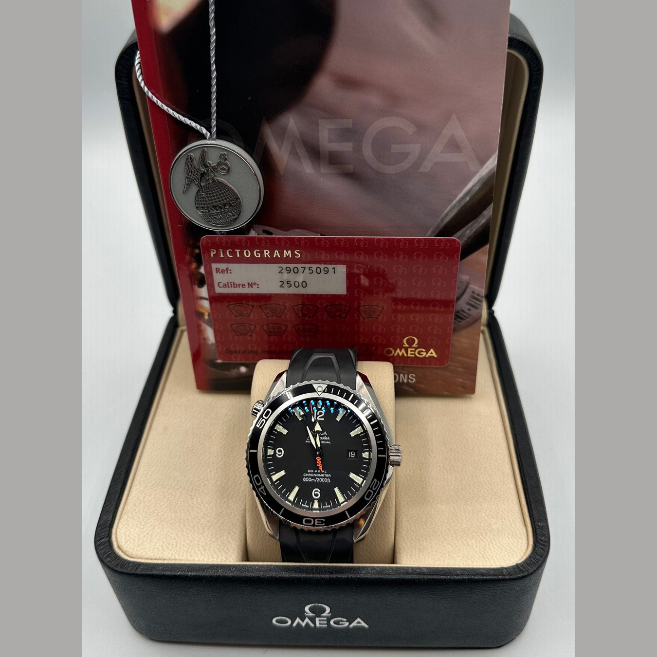 Omega 2907.50.91 Seamaster Planet Ocean Casino Royale Limited Edition