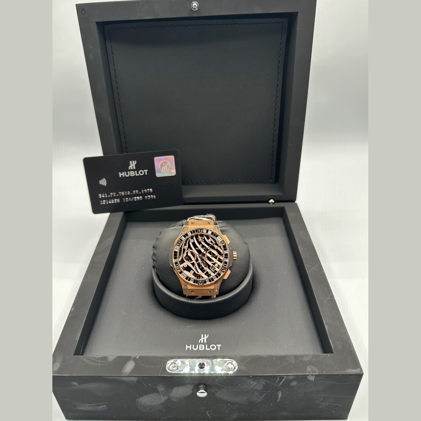 Hublot 341.PX.7518.VR.1975 Big Bang Gold Zebra