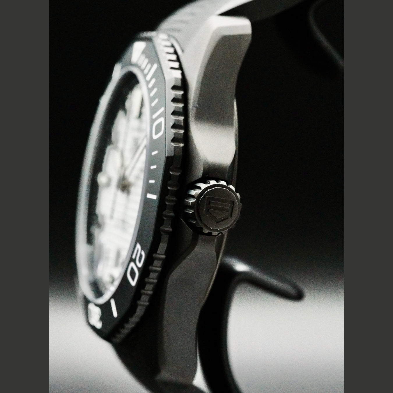 Tag Heuer WBPZ01D Aquaracer Professional 300M