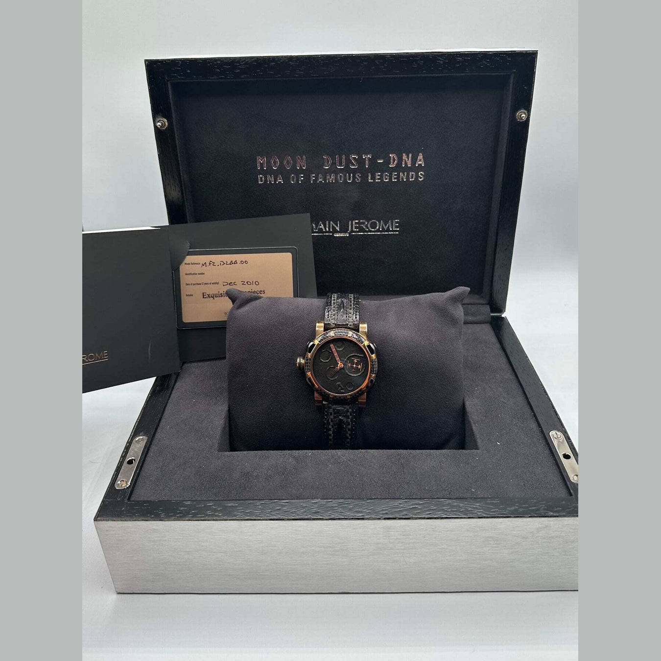 Romain Jerome Moon Dust-DNA M.F2.B2BB.00