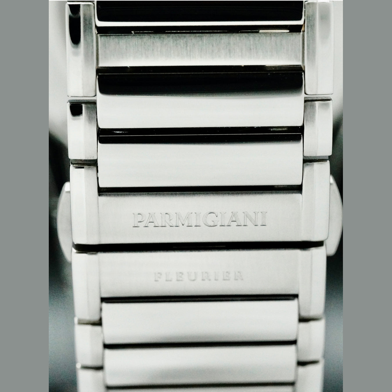 Parmigiani Fleurier Tonda GT Steel on Bracelet PFC910-0000210-B00182