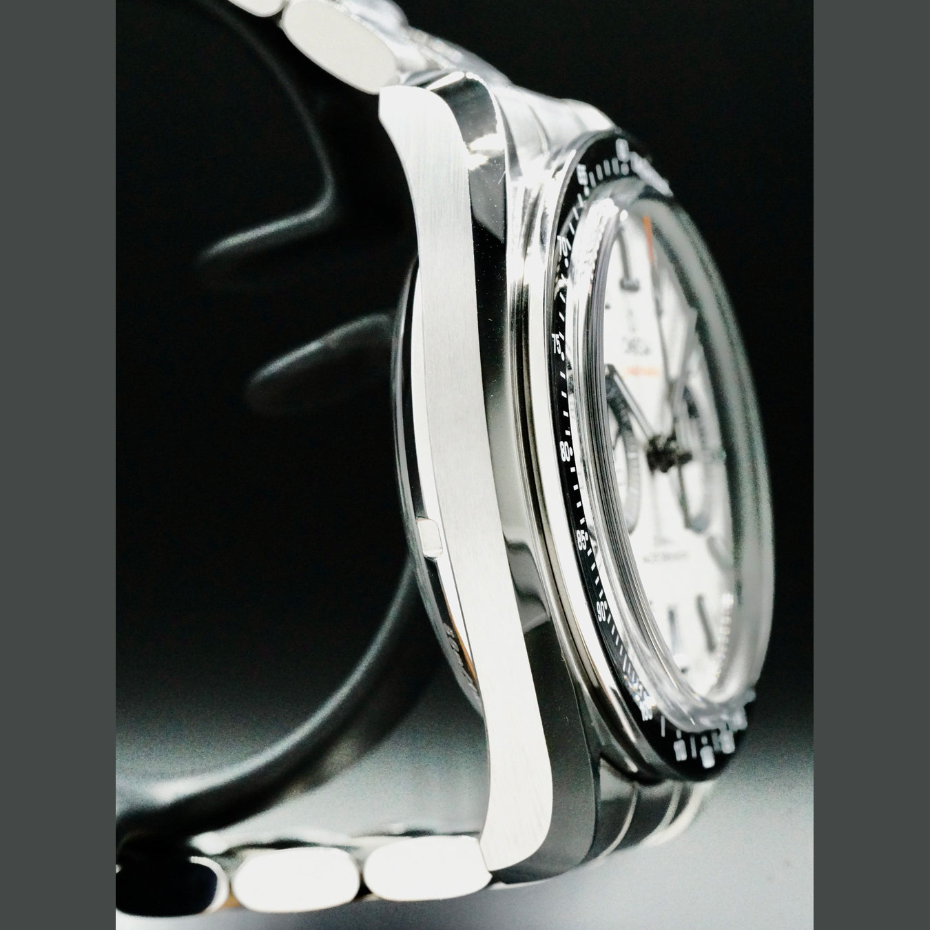 Omega 329.30.44.51.04.001 Speedmaster Co-Axial Chronograph