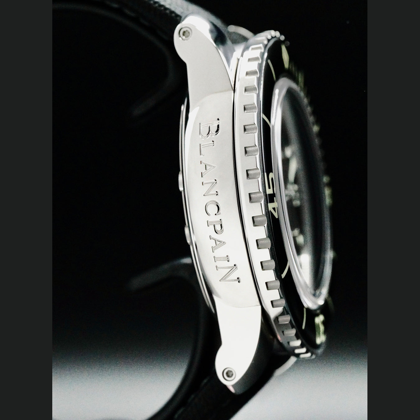 Blancpain 5015 1130 52A Fifty Fathoms Steel Black Dial