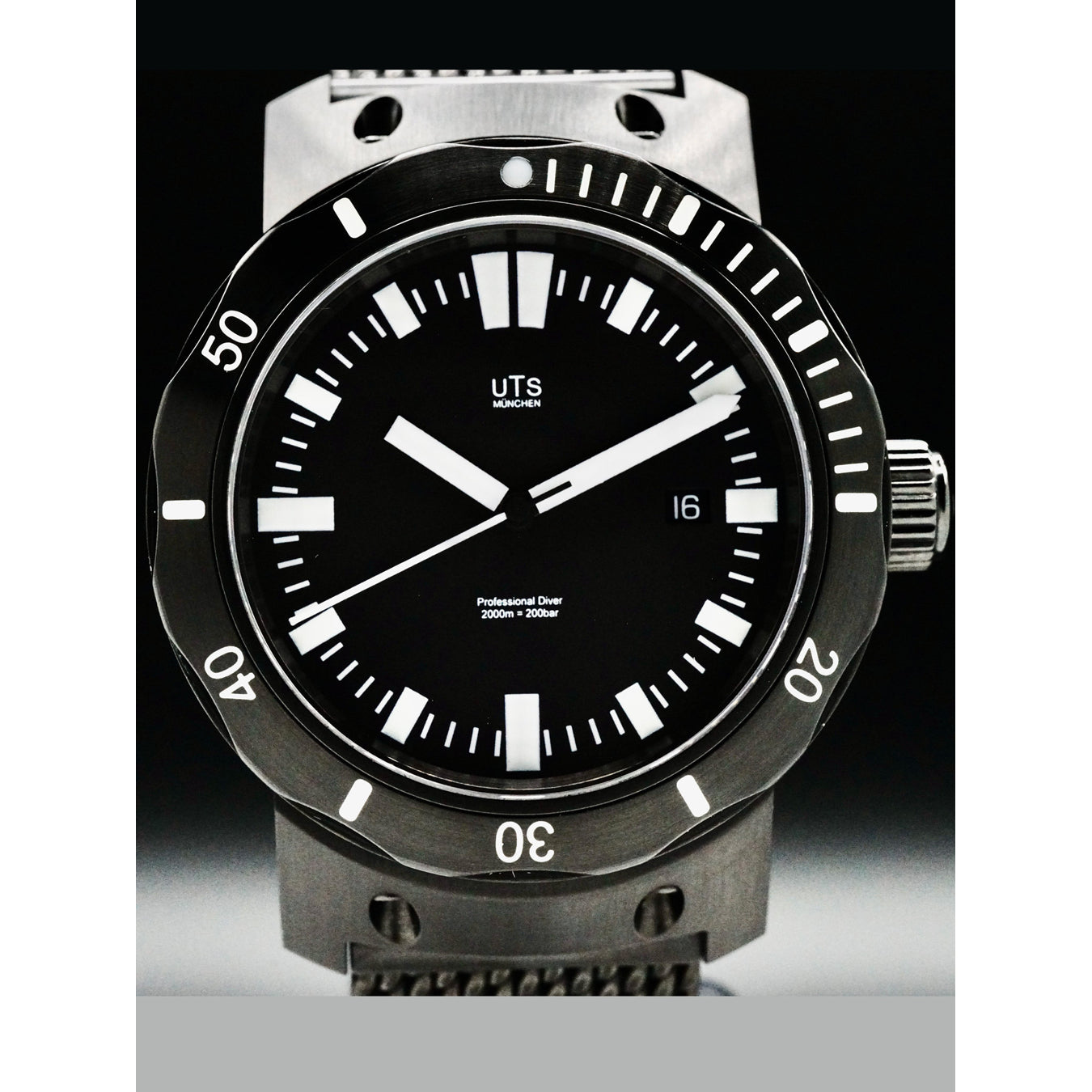 UTS 2000M Professional Diver PVD Stainless Steel