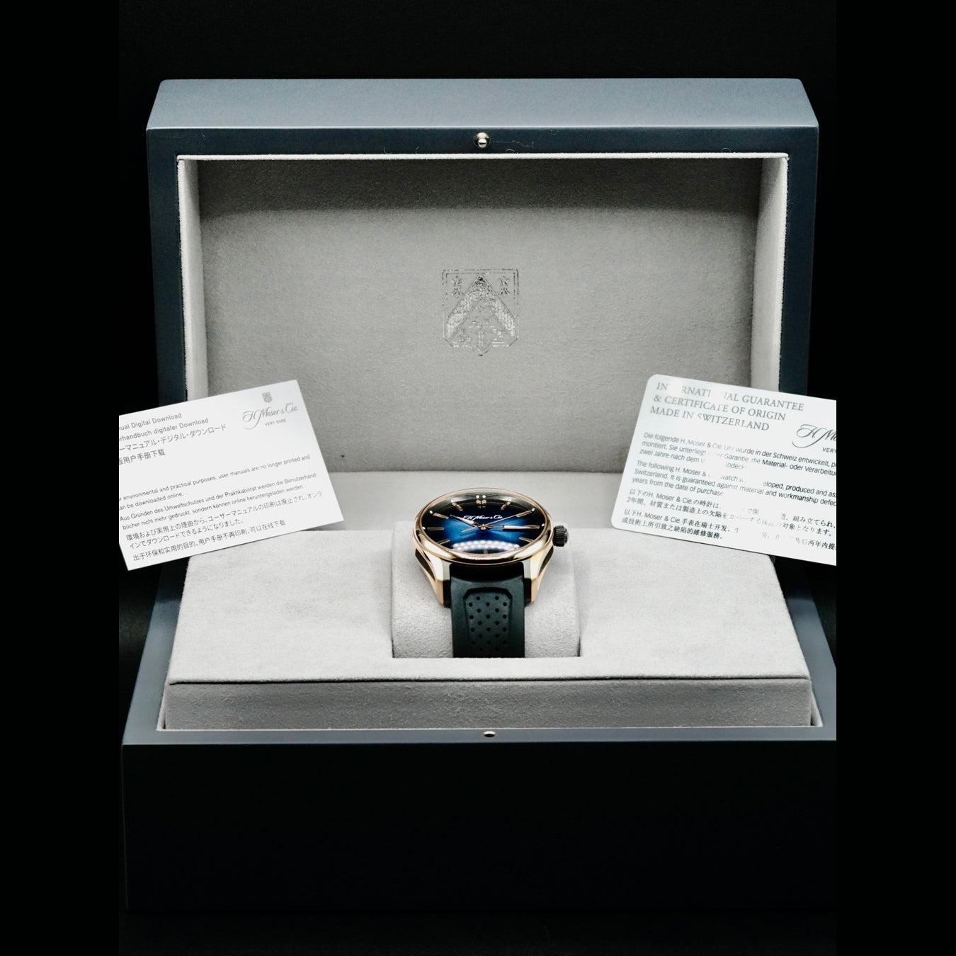 H. Moser and Cie. 3200-0903 Pioneer Centre Seconds Midnight Blue