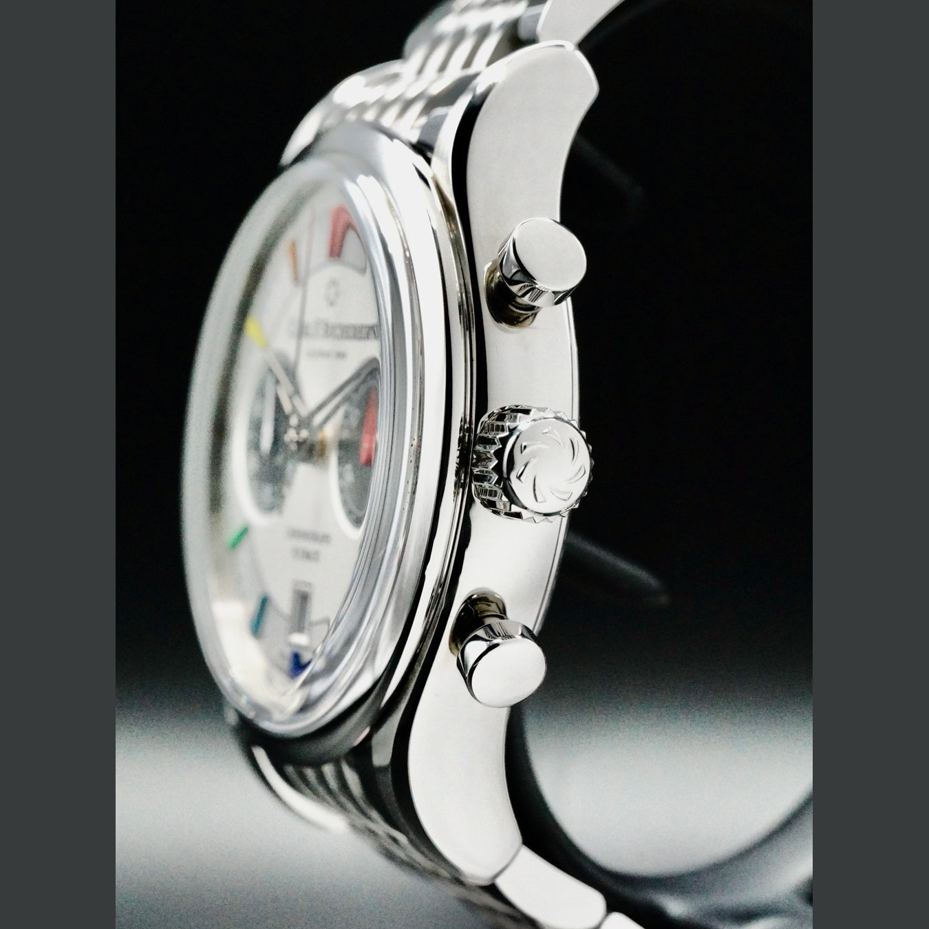 Carl F. Bucherer 00.10919.08.13.98 Manero Flyback Rainbow