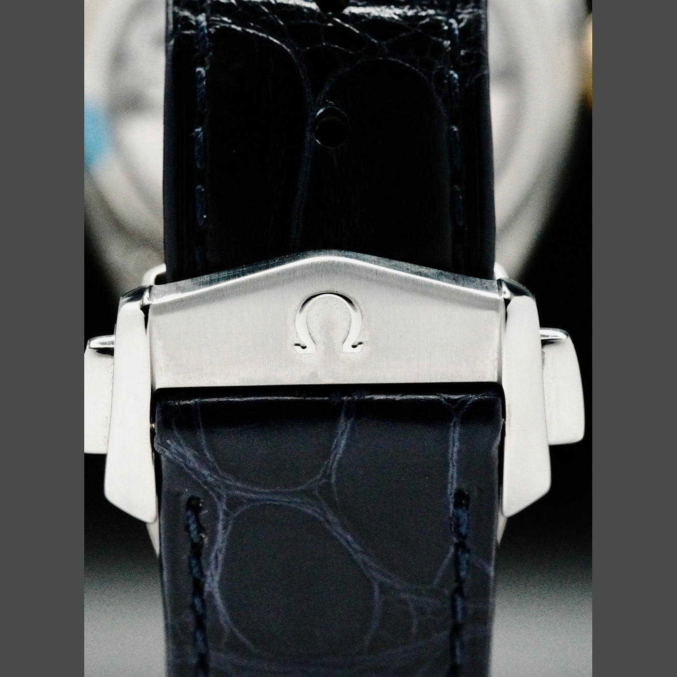 Omega 130.23.39.21.02.001 Constellation Globemaster Co-Axial Master Chronometer 39mm Steel & Yellow Gold