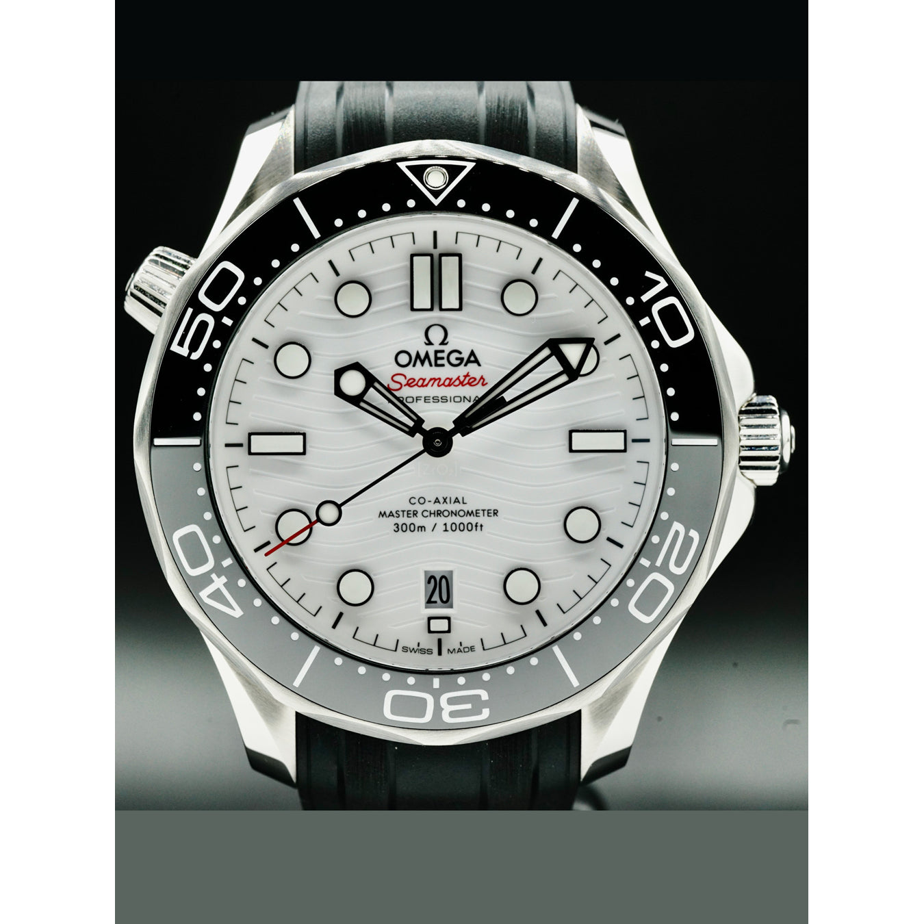 Omega 210.32.42.20.04.001 Seamaster 300M Diver White Dial
