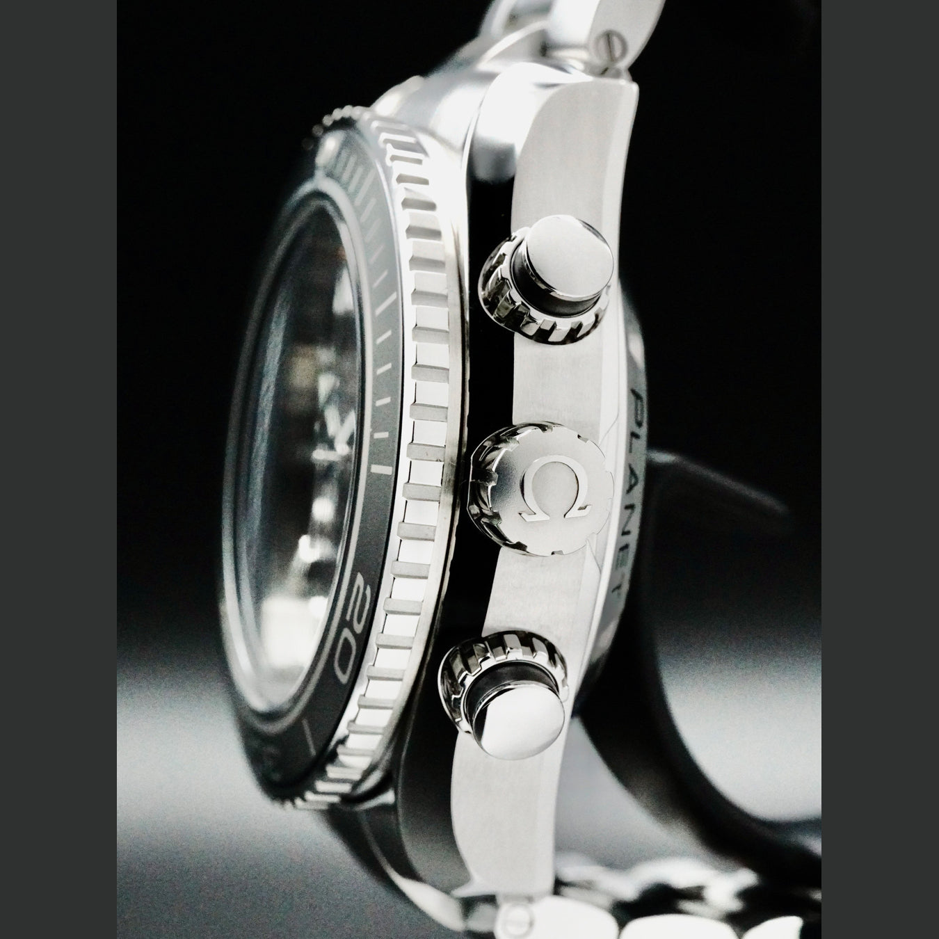 Omega Seamaster Planet Ocean 600M Co-Axial Chronograph 45.5mm 232.30.46.51.01.001