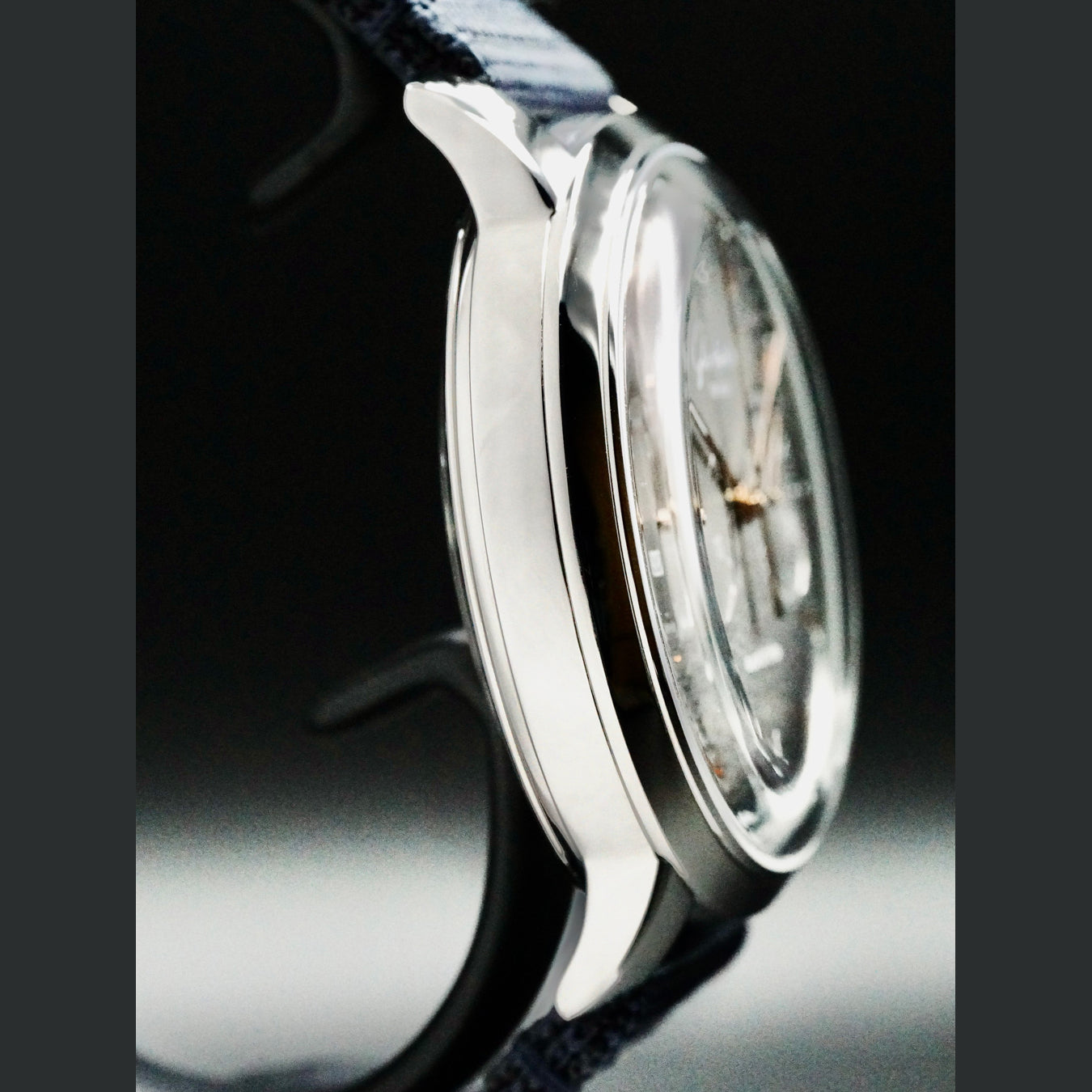 Glashütte Original 1-39-34-06-22-04 Sixties Chronograph Annual Edition