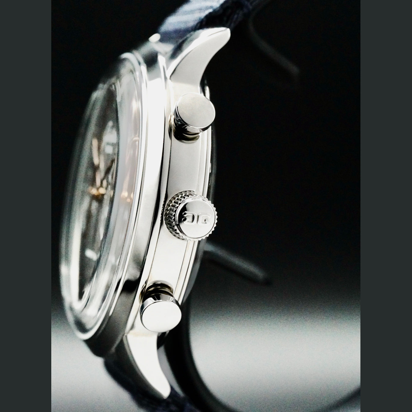 Glashütte Original 1-39-34-06-22-04 Sixties Chronograph Annual Edition