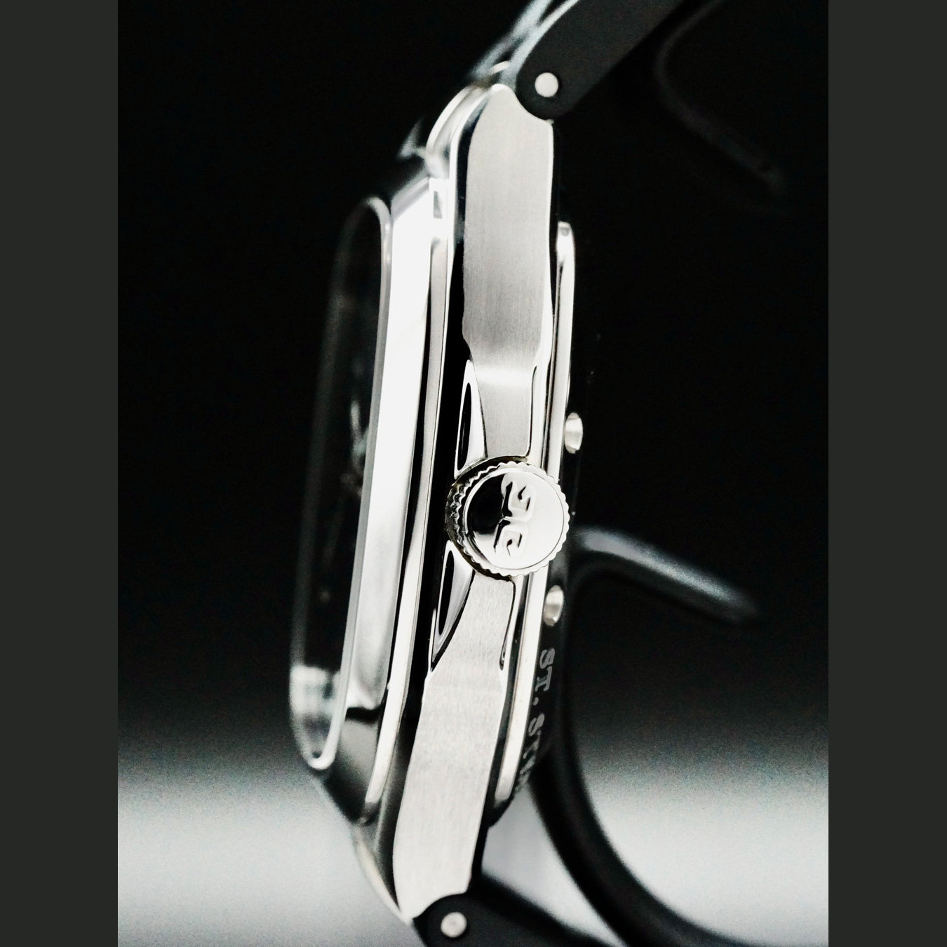 Glashütte Original 2-39-47-13-12-06 Seventies Panorama Date