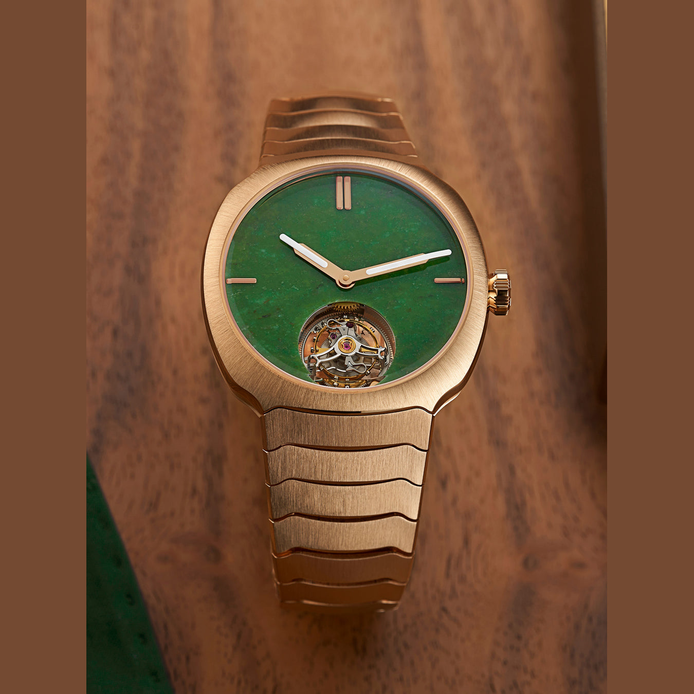 H. Moser & Cie. Streamliner Tourbillon Wyoming Jade 6804-0406