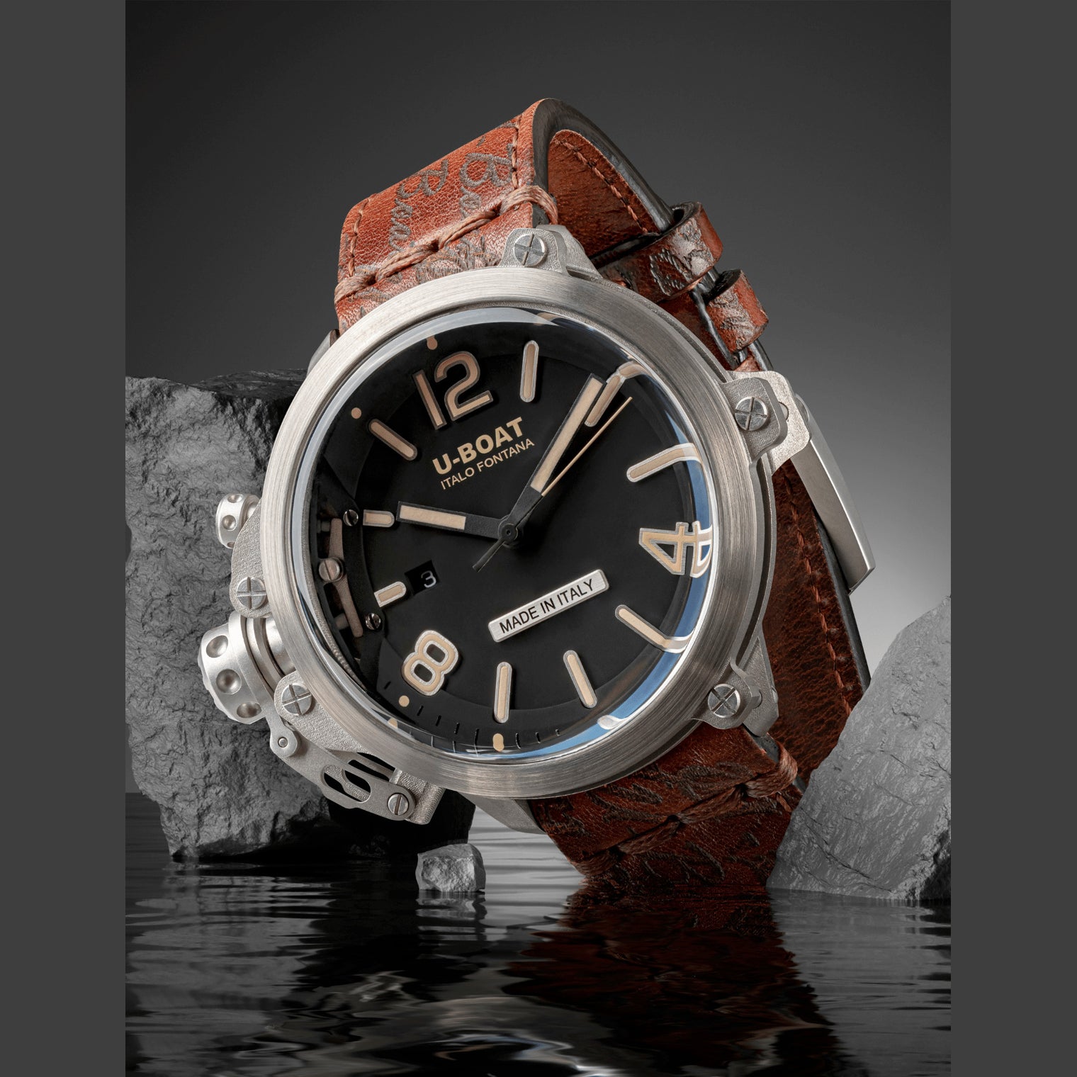 U-Boat 8807 Capsule 50mm SS BK BE