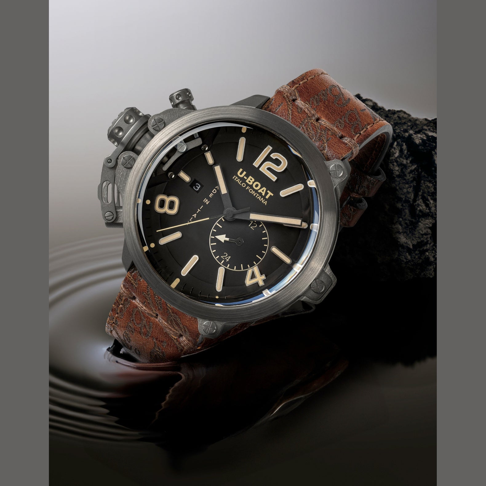 U-Boat 8805 Capsule 50mm Titanium BK BE