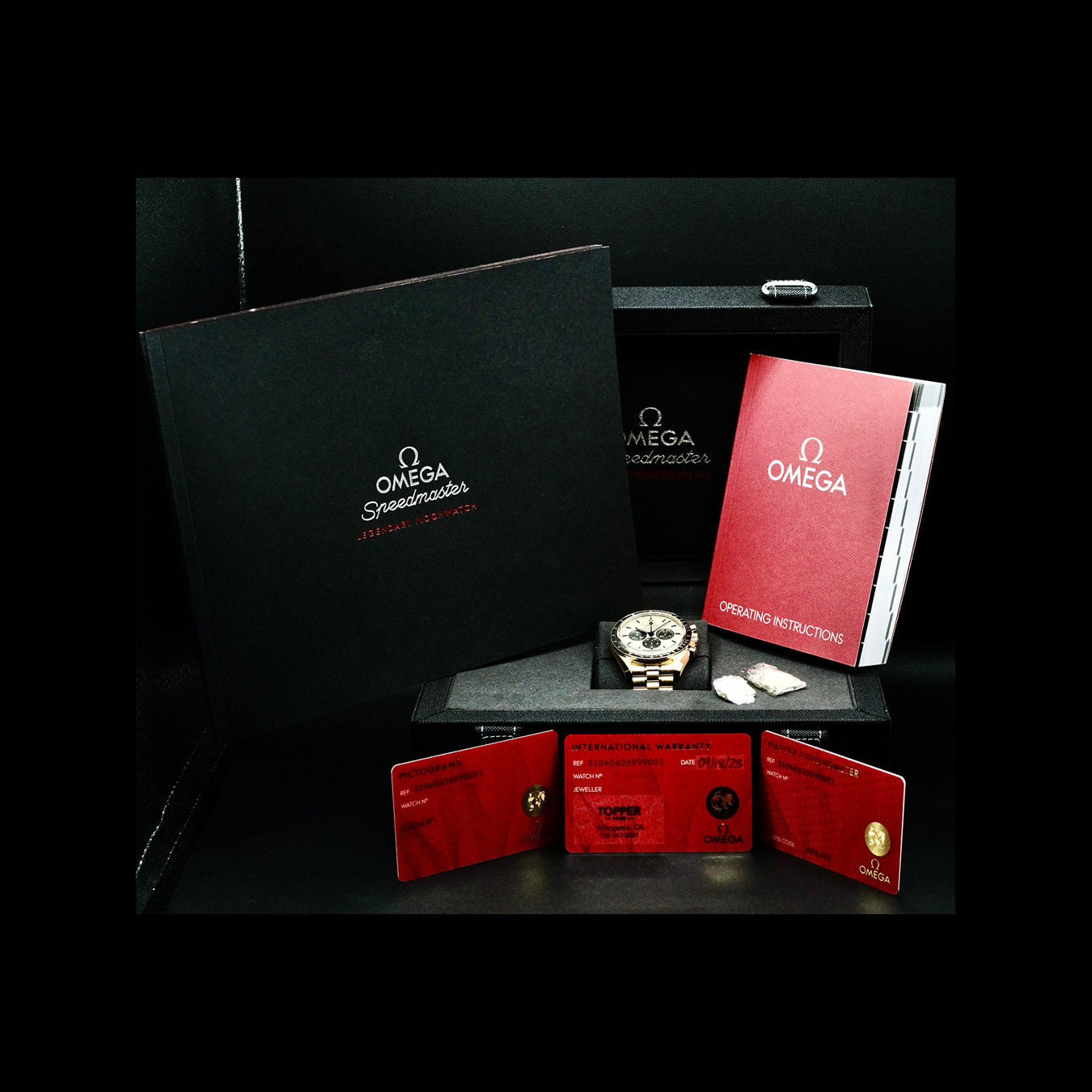 Omega 310.60.42.50.99.002 Speedmaster Moonwatch Professional Master Chronometer Moonshine Gold Dial on Bracelet