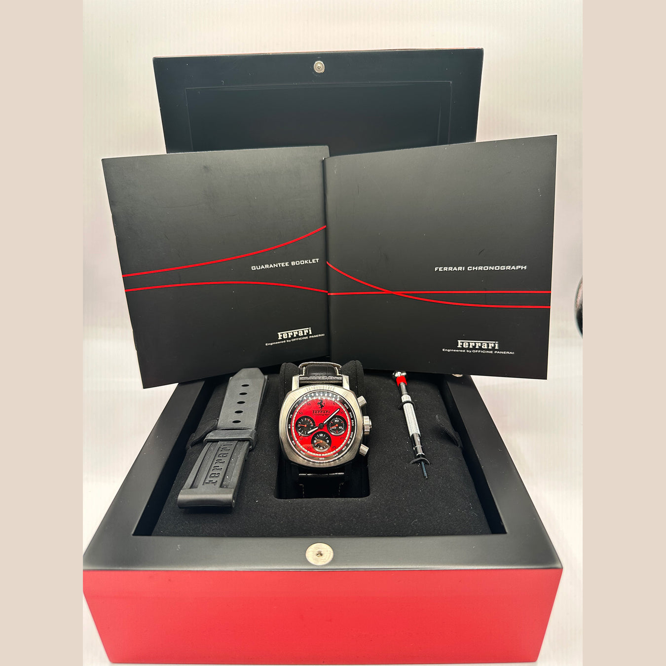 Panerai FER00013 Ferrari Granturismo Chronograph Red
