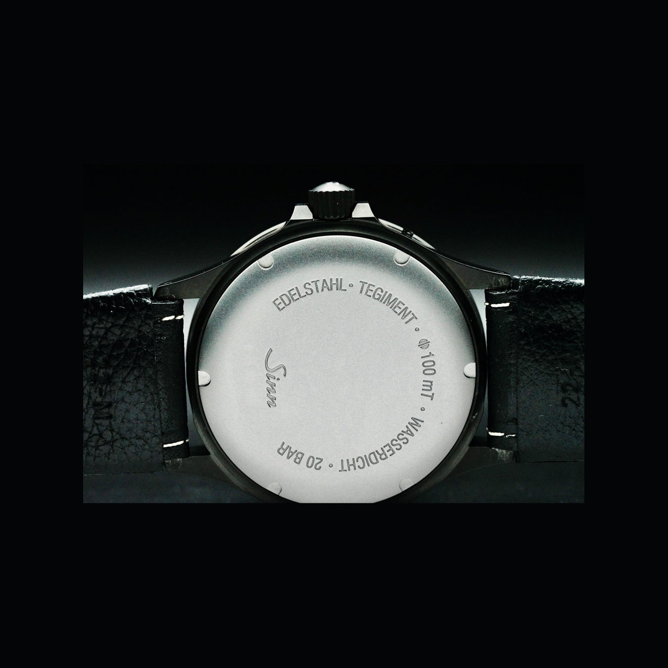 Sinn 857 Black Black Dial Solid Two-link Pilot Watch 40mm