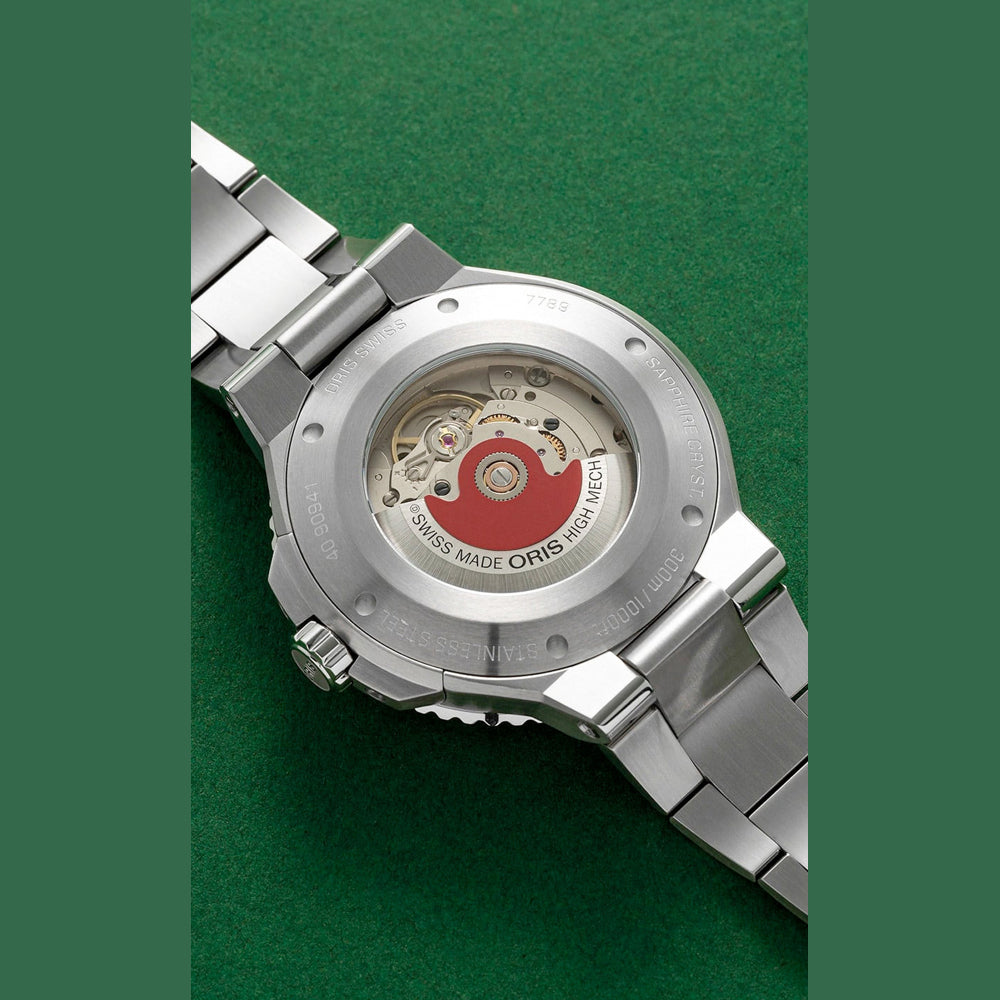 Oris Aquis Date Green Dial on Bracelet