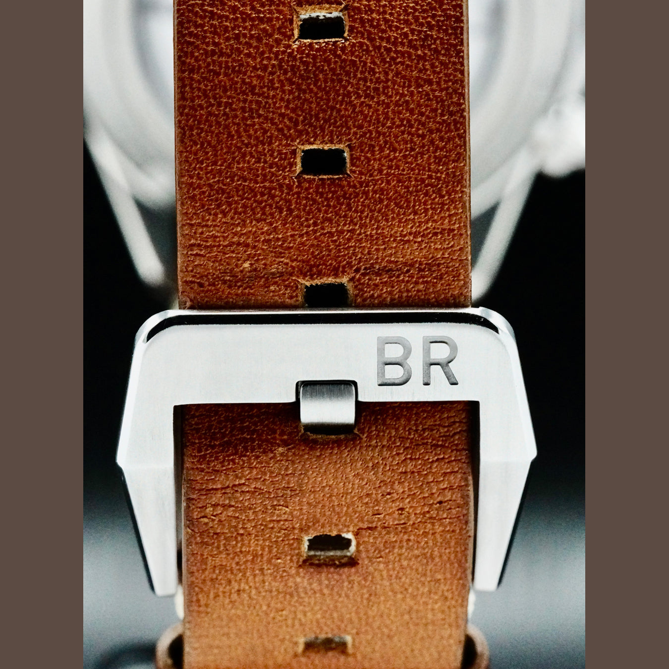 Bell and Ross BR V2-94 Bellytanker "El Dusty"