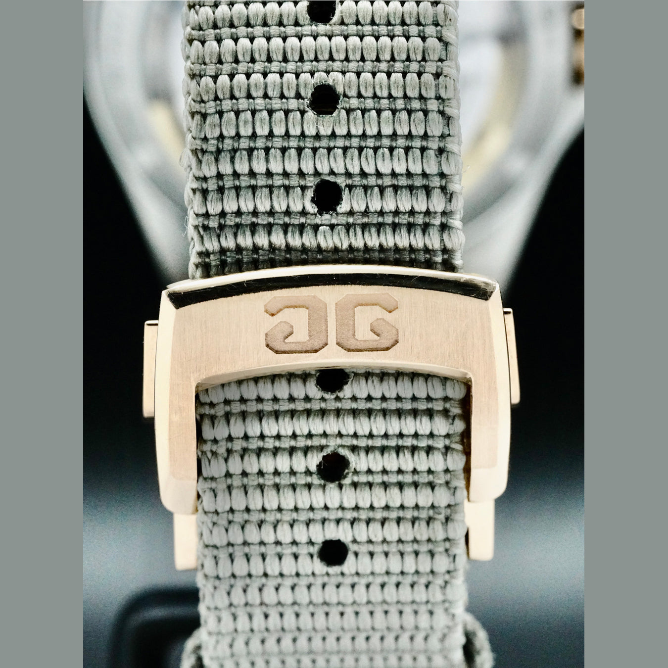 Glashütte Original 1-36-13-04-91-34 SeaQ Panorama Date Steel and Gold