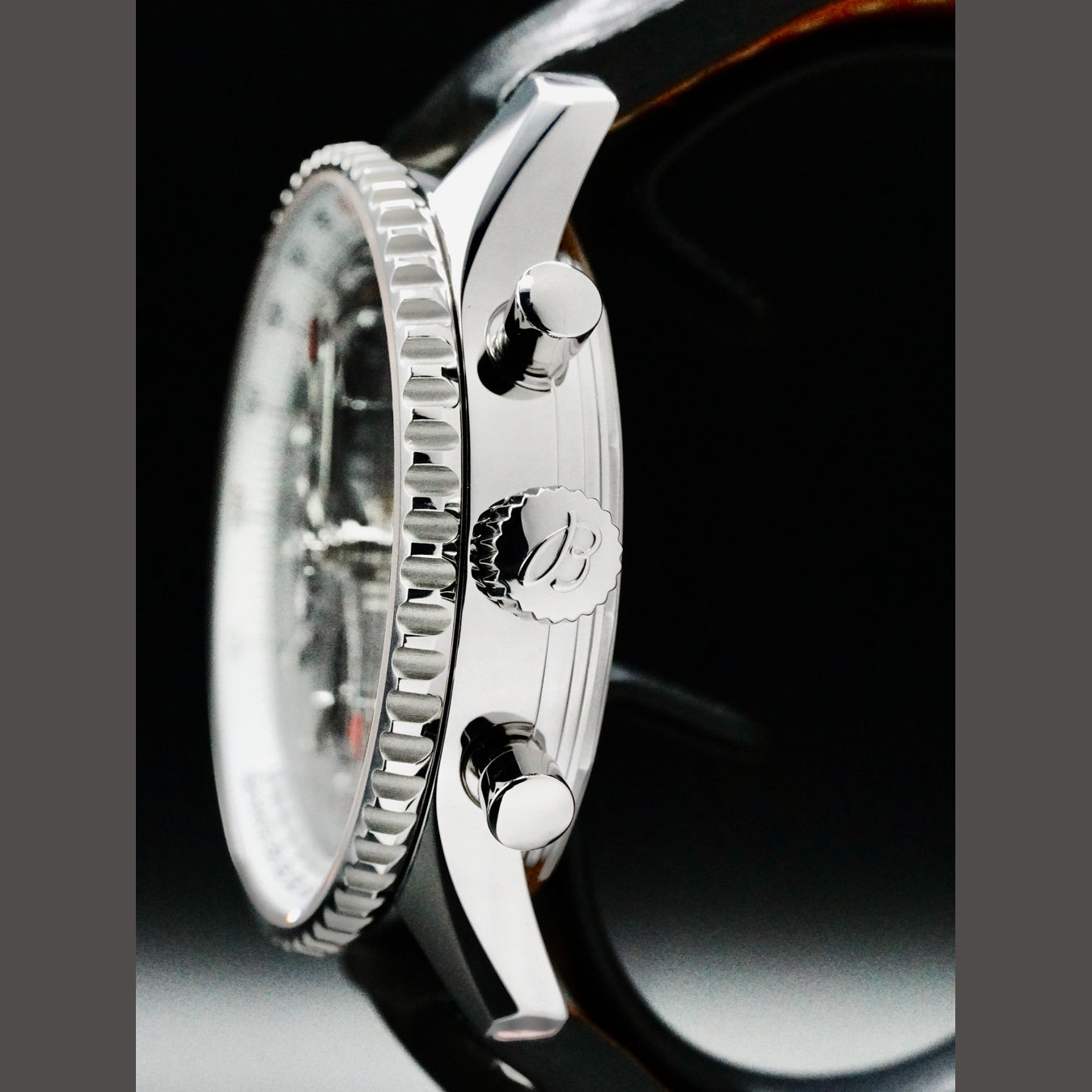 Breitling A2432212/B726 Navitimer World