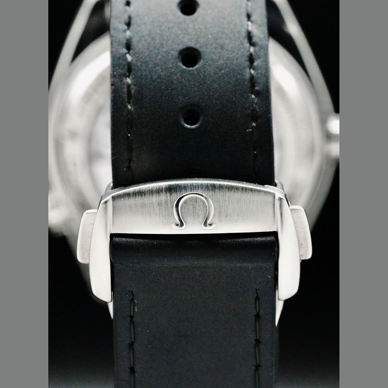 Omega 232.32.42.21.01.003 Planet Ocean 600M Co-axial 42mm