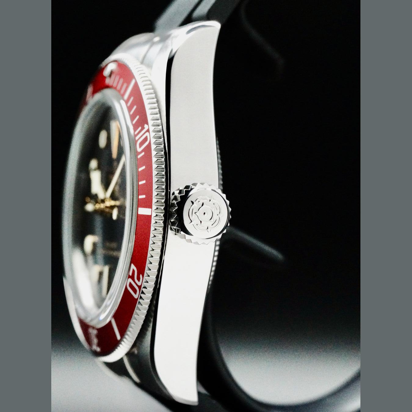 Tudor 7941A1A0RU Black Bay Burgundy