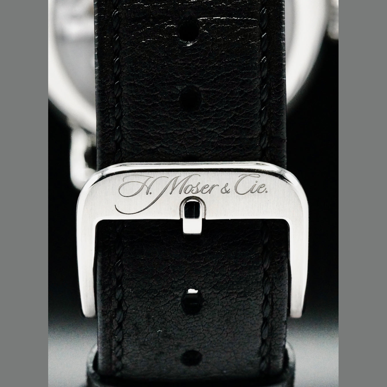 H. Moser & Cie. 8200-1201 Heritage Centre Seconds Funky Blue