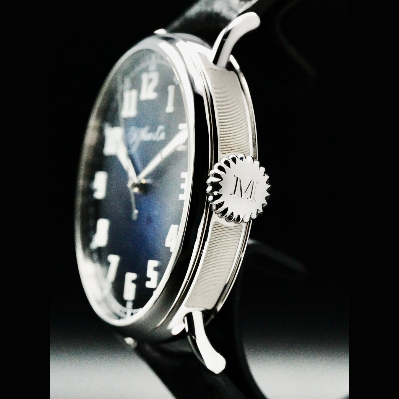 H. Moser & Cie. 8200-1201 Heritage Centre Seconds Funky Blue