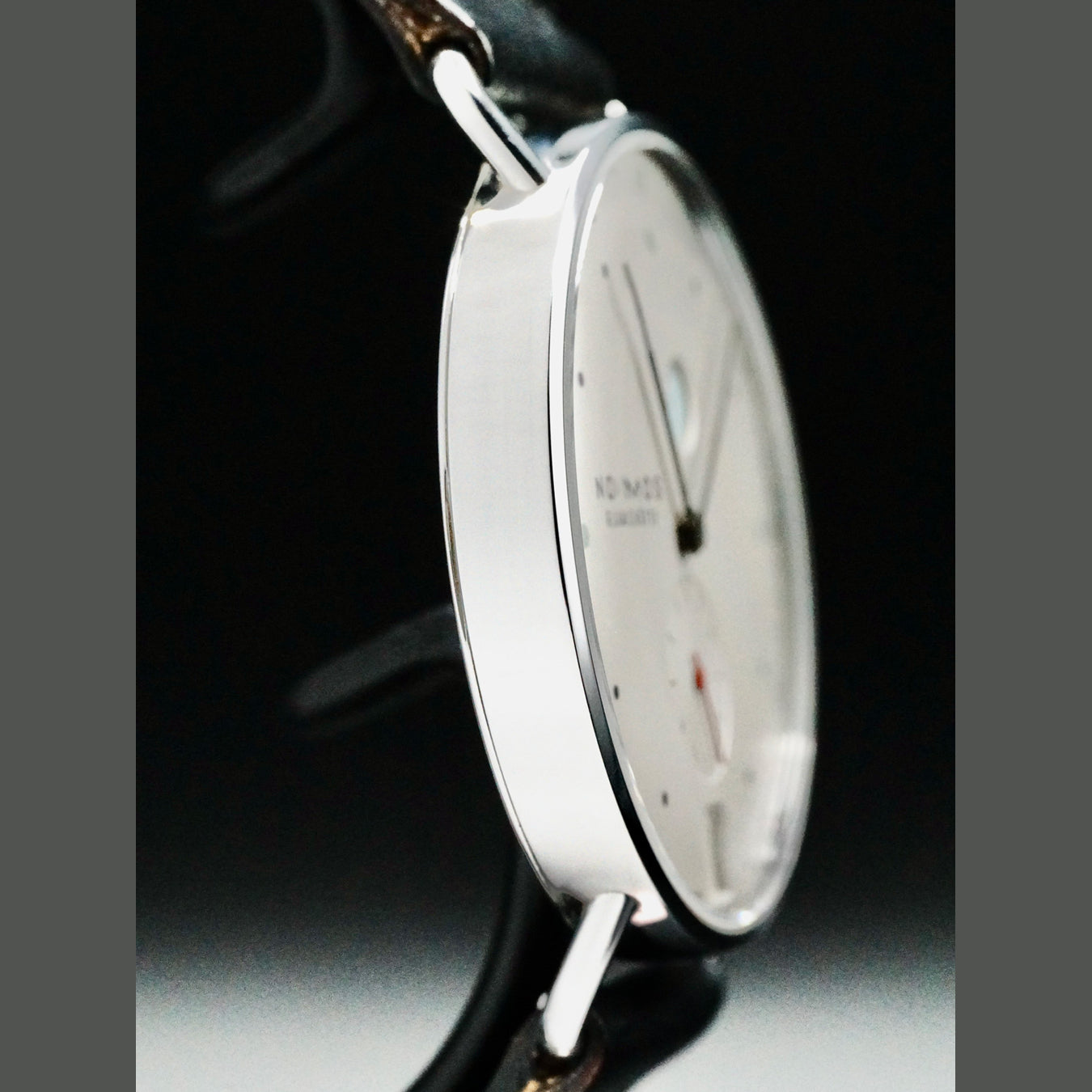 NOMOS Glashütte 1101 Metro