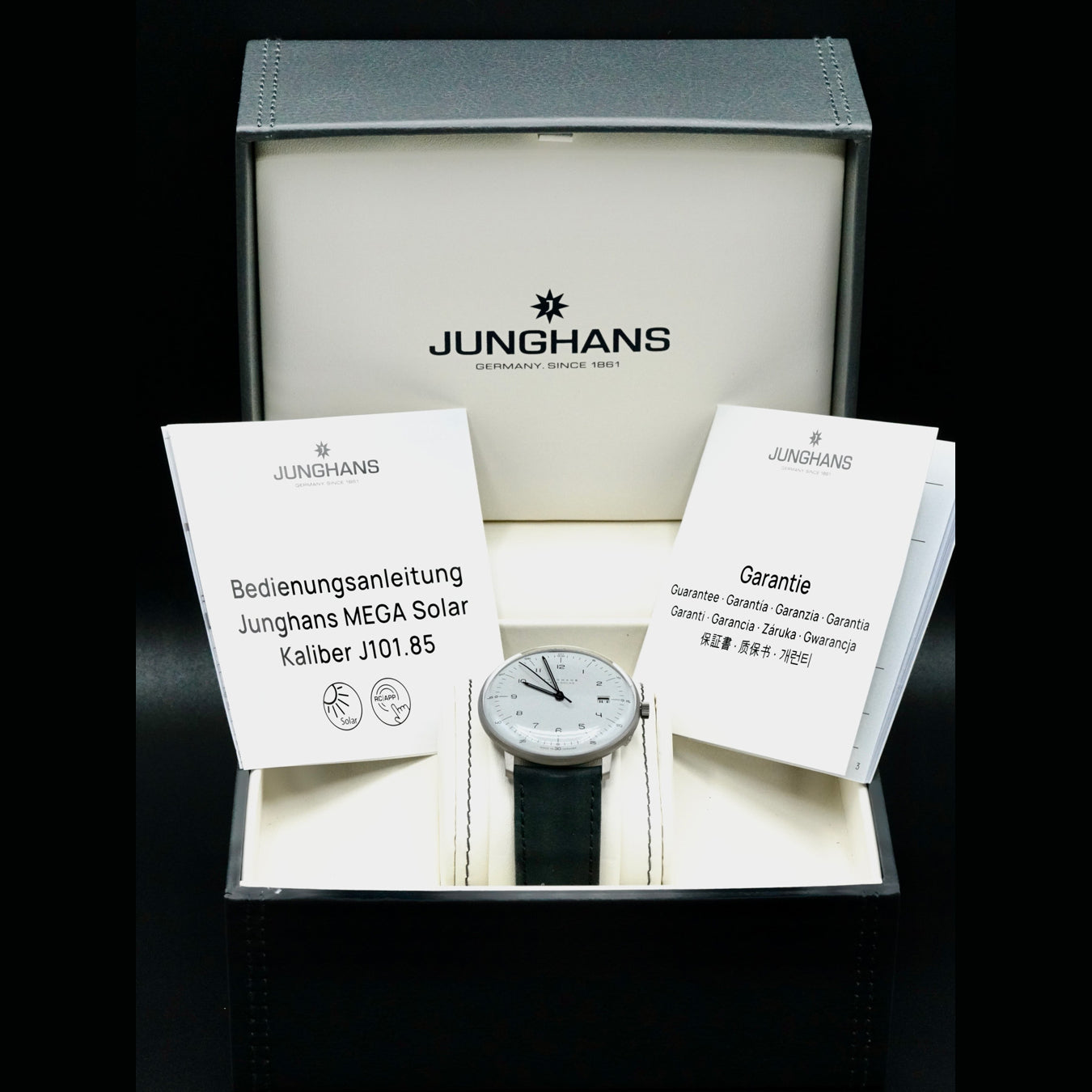 Junghans 059/2023.02 Max Bill Mega Solar
