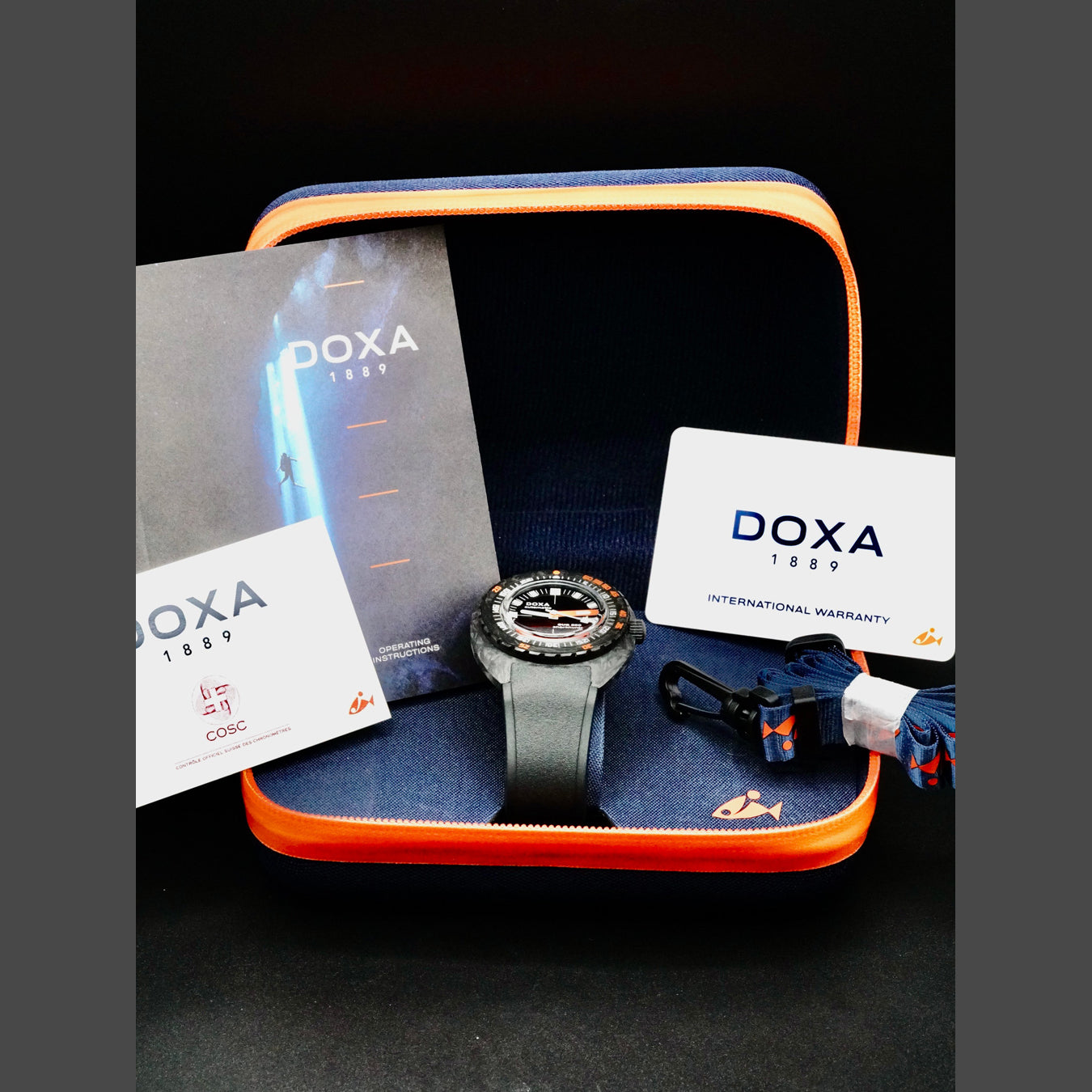 Doxa 822.70.101.20 Sub 300 Sharkhunter