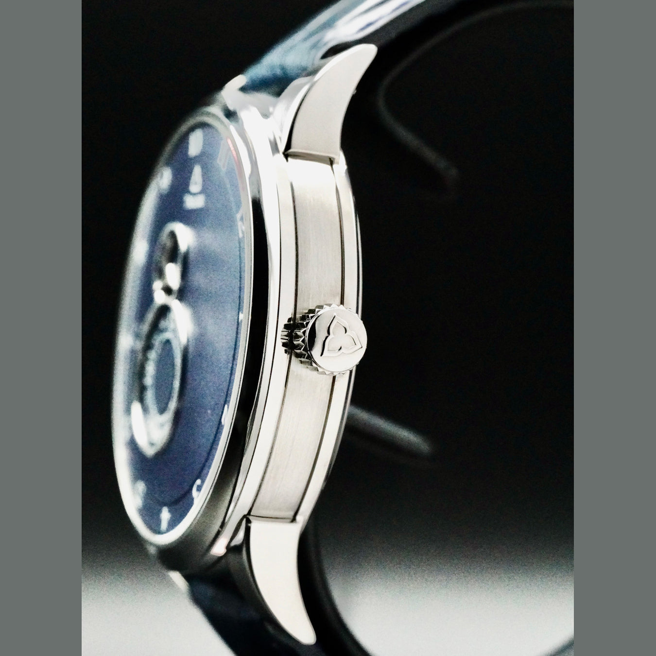 Trilobe NF05BG Nuit Fantastique Grained Blue Titanium 40.5mm