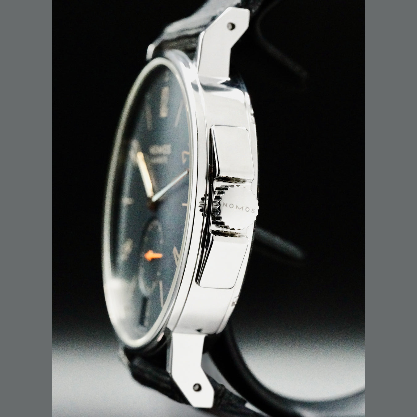 NOMOS Glashütte 553 Ahoi Atlantik Datum