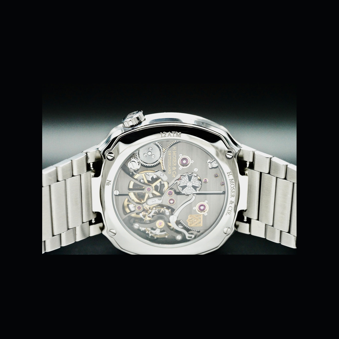 H. Moser & Cie. 6812-1200 Streamliner Perpetual Calendar