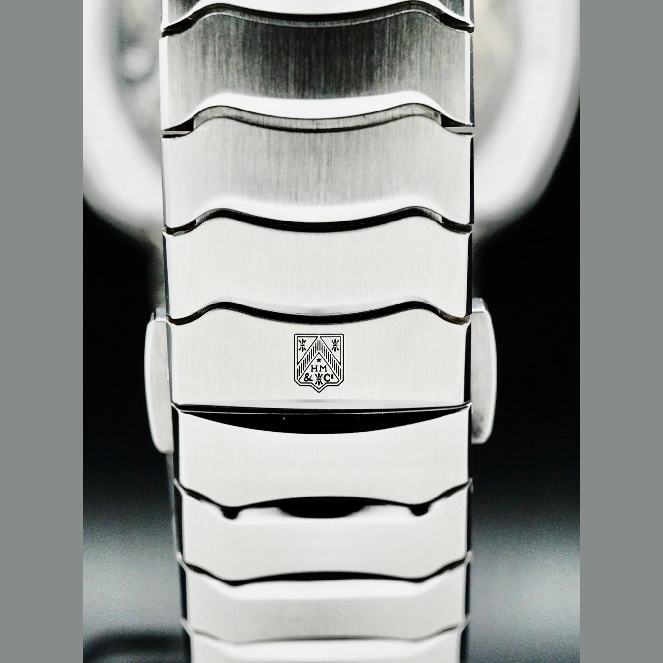 H. Moser & Cie. 6812-1200 Streamliner Perpetual Calendar