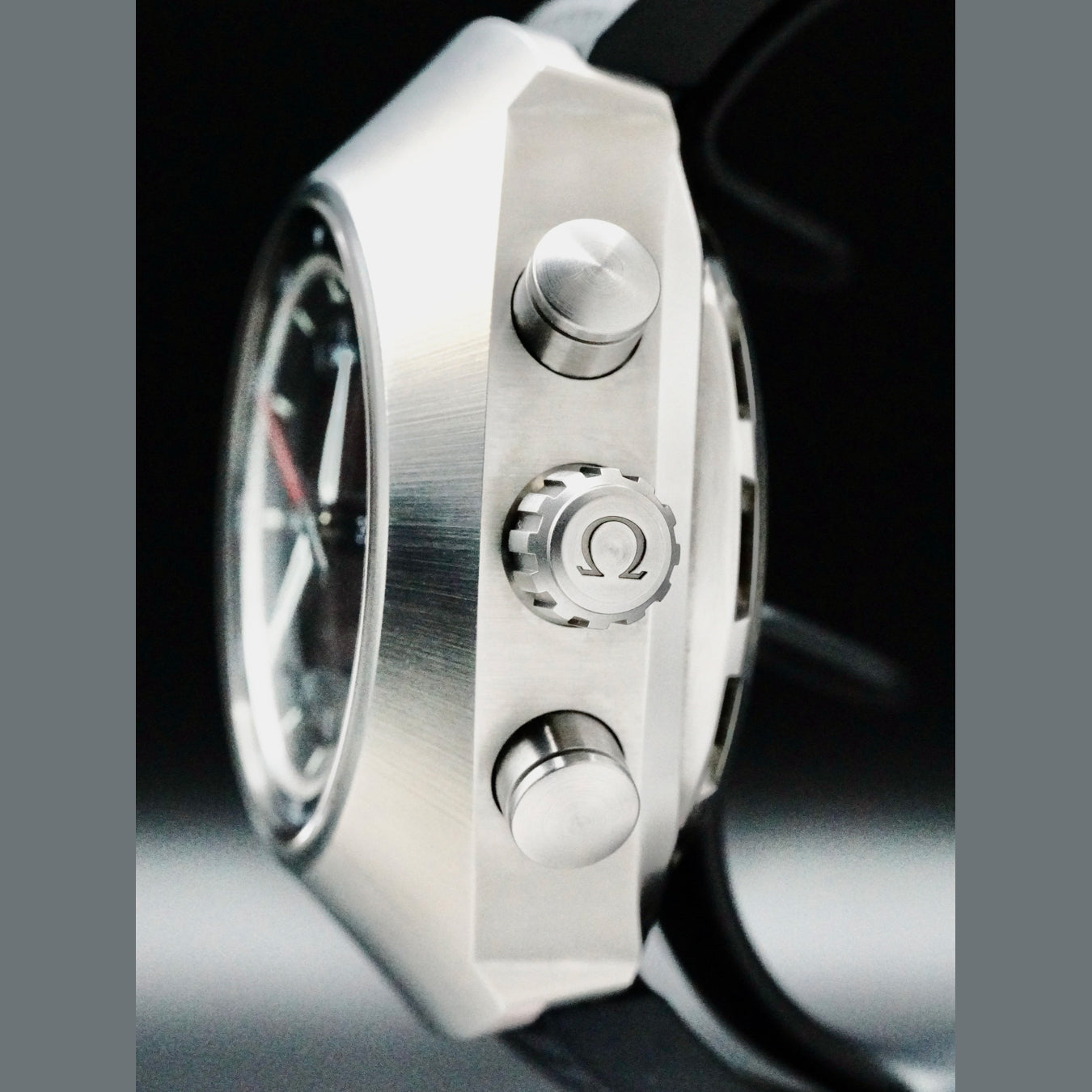 Omega 325.92.43.79.01.001 Spacemaster Z-33 Chronograph 43 X 53mm