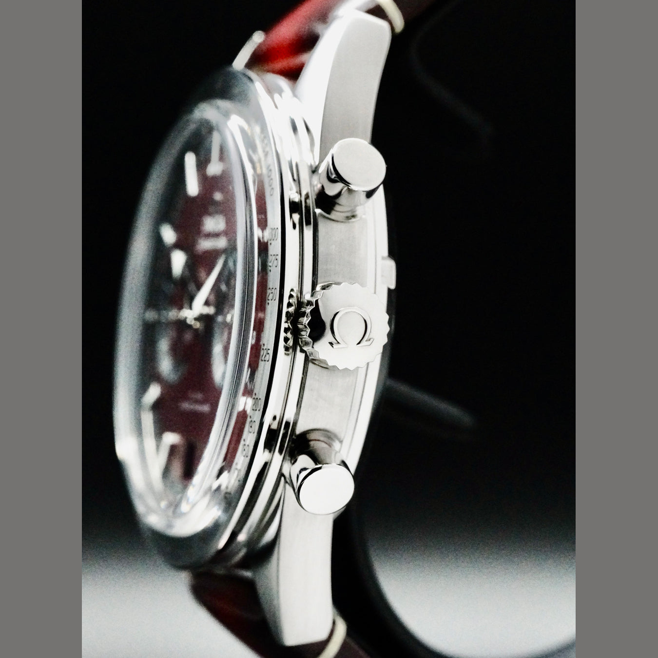 Omega Speedmaster 57 Coaxial Chronometer Chronograph Red Dial 40.5mm on Strap 332.12.41.51.11.001